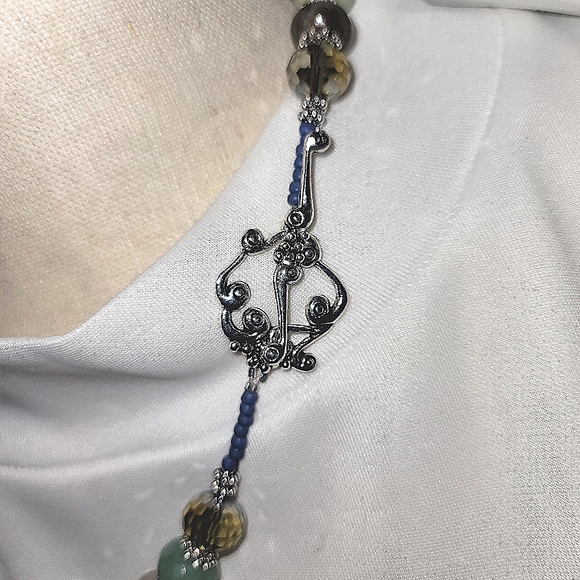 Necklace - Picture 3 of 3